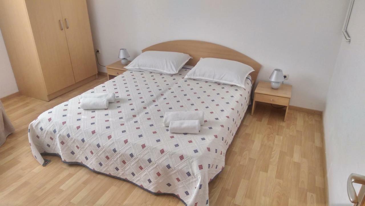 Ferienwohnung Mauro Ražanac Exterior foto