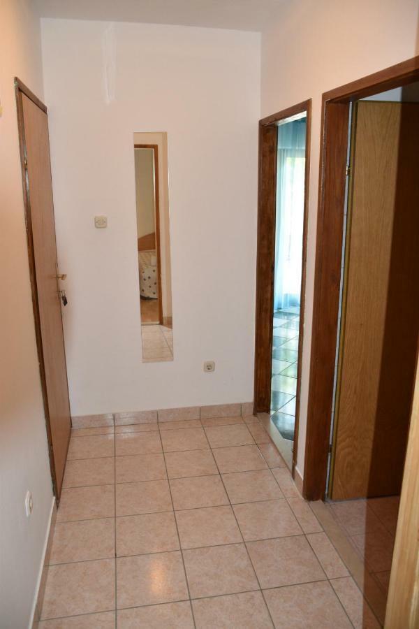 Ferienwohnung Mauro Ražanac Exterior foto